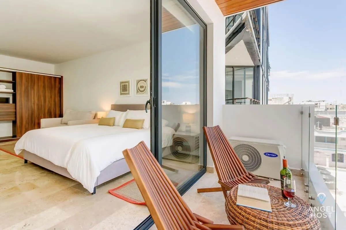 New! Adorable Midtown Studio, Pool, Wifi, Smart Tv Playa del Carmen 0*,  Mexico